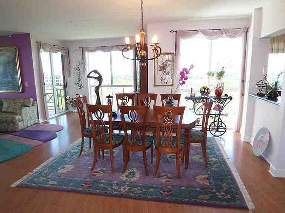 Formal Dining