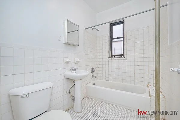 Rented by Keller Williams NYC | media 22