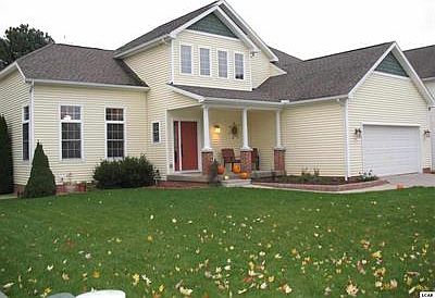 1st image of 804 Woodstock Ln