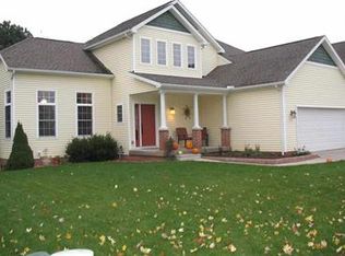 804 Woodstock Ln, Tecumseh, MI 49286