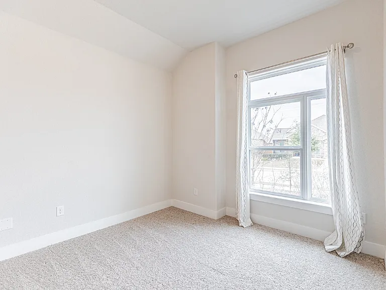 920 Foxbrook Way — Photo 4