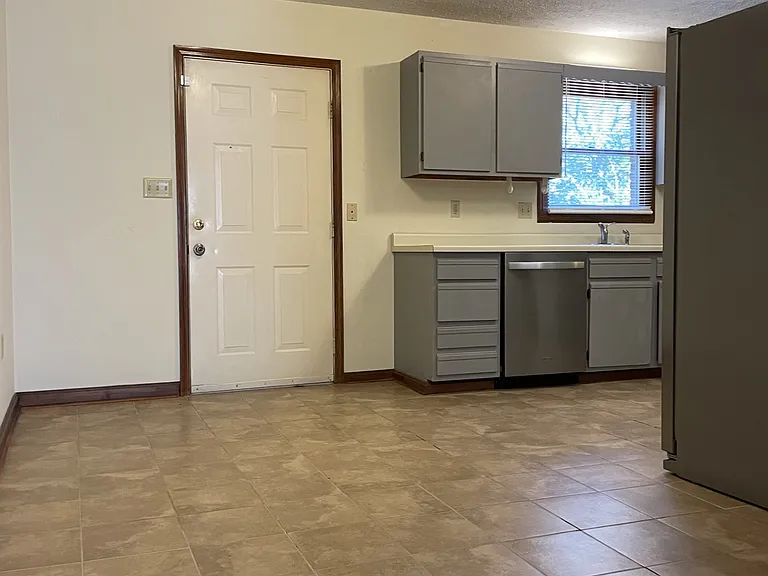 105 Mayflower Rd #24 — Photo 8