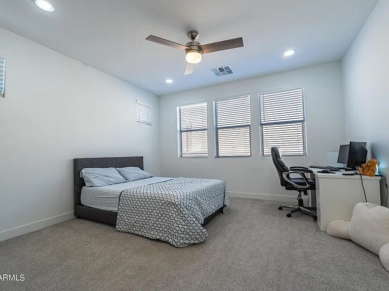 7022 W Maya Way — Photo 8