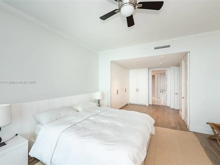 10295 Collins Ave #2506 — Photo 7