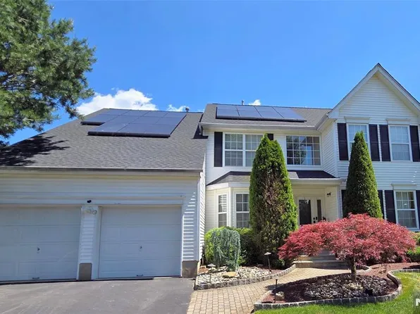 33 Kopak Way, Spotswood, NJ 08884