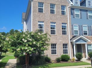 122 Daybeacon St, Yorktown, VA 23692