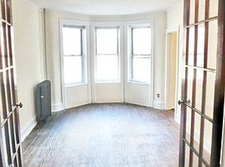 30-20 34th St #2, Astoria, NY 11103