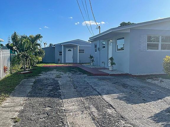 3rd image of 3470 NW 205th St