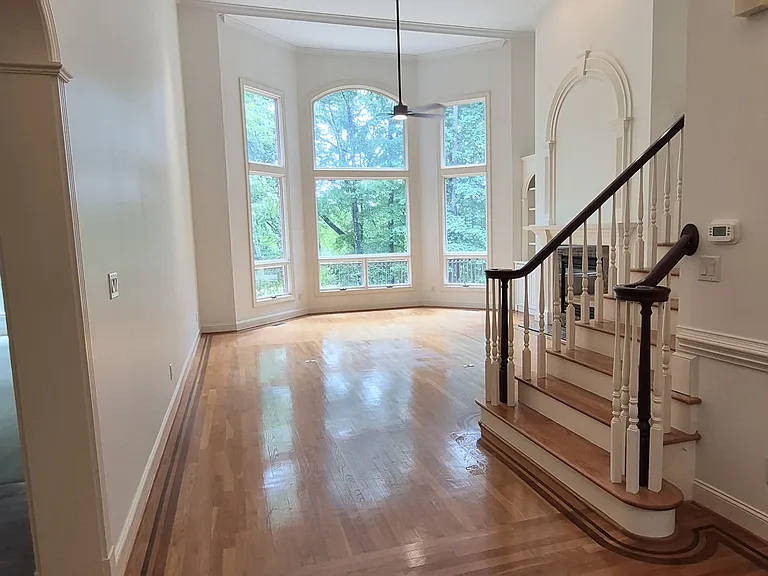 4413 Turnberry Cir — Photo 6