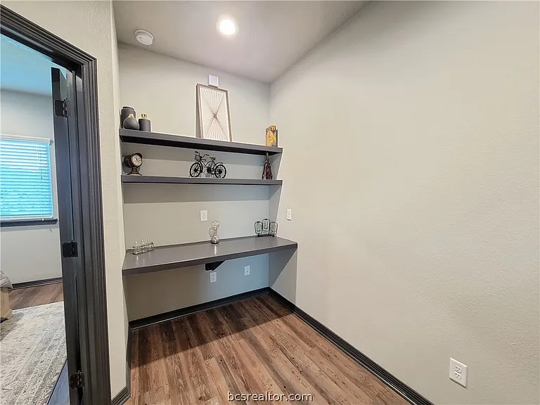 1451 Associates Ave #711 — Photo 8