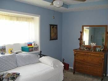 4th image of 113 N Lakeview Dr