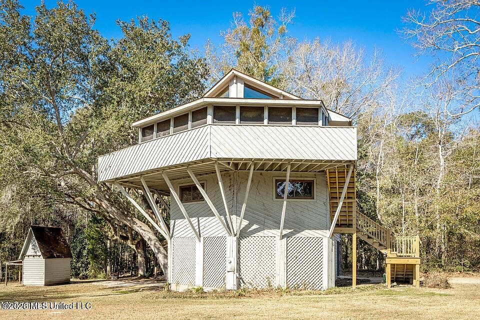 1st image of 7417 Bluff Point Rd