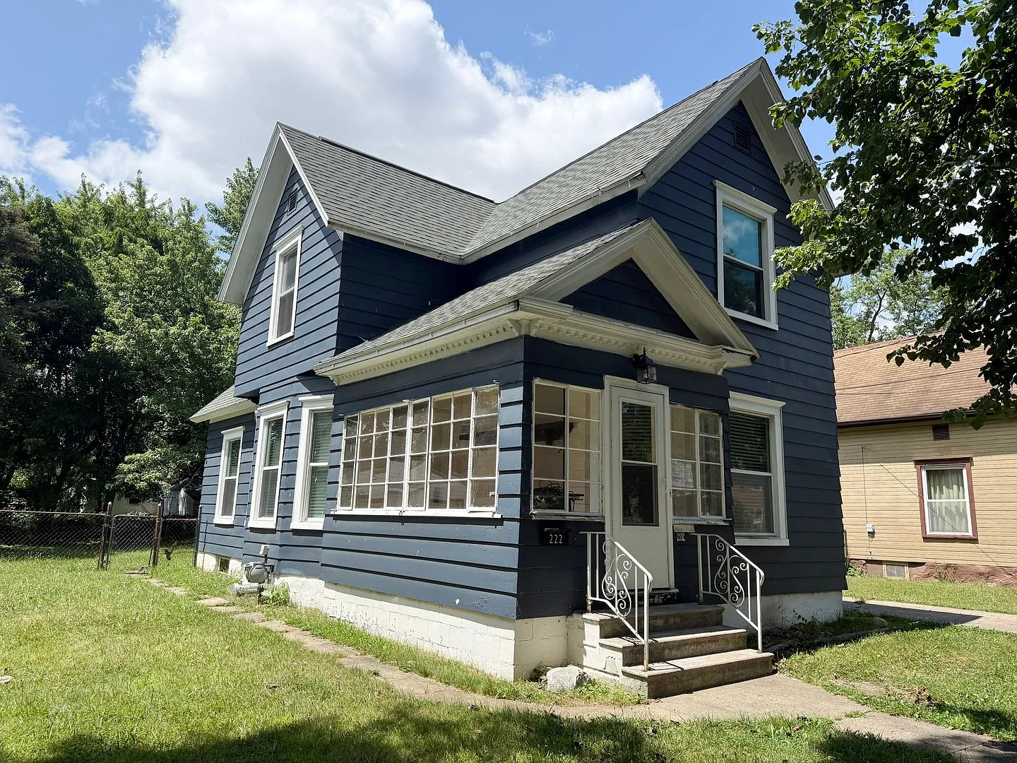 222 N. Gorham — Photo 2