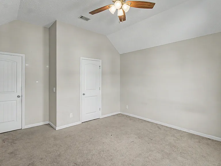 976 Oak Crest Dr — Photo 24
