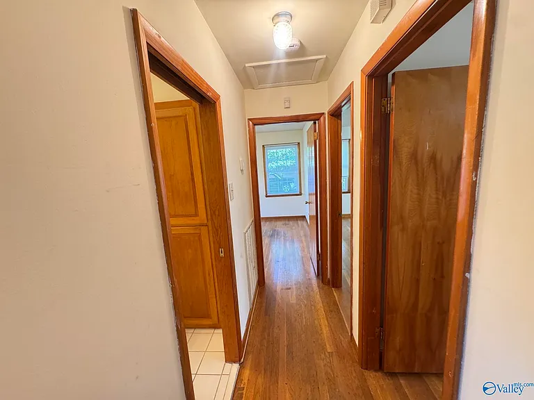 4211 Teejay Dr NW — Photo 12