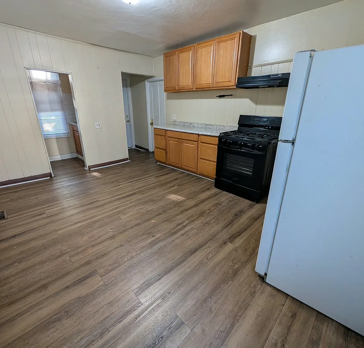 2 bed, $1,525 — Photo 1
