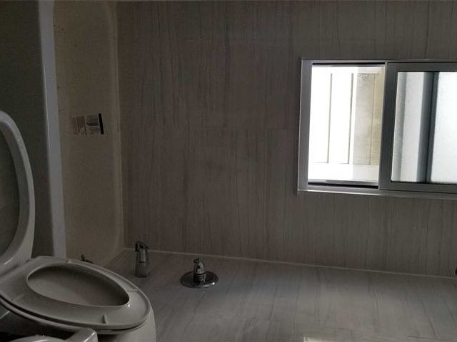 2nd image of 16418 77th Rd APT 2R