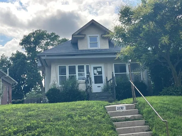 2630 Farnam St, Davenport, IA 52803