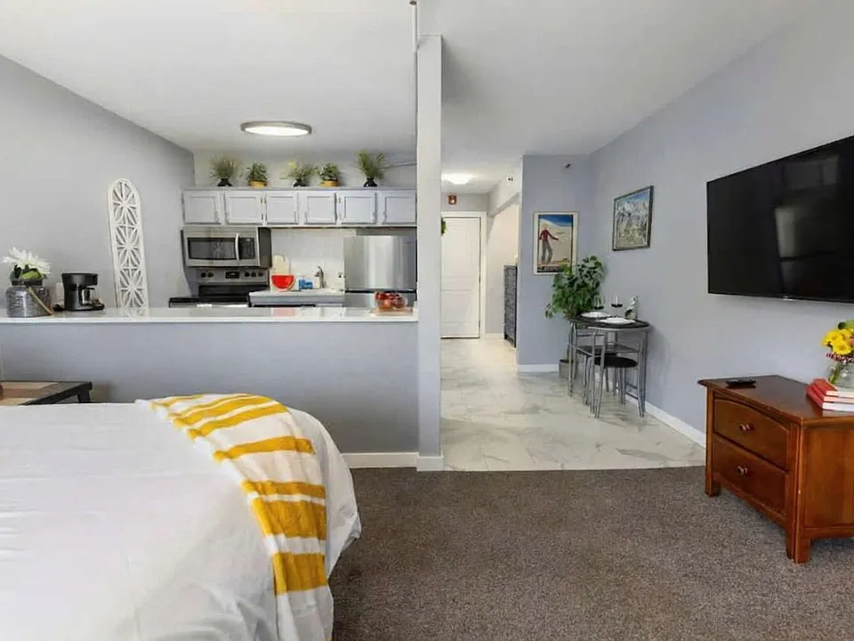 110 S Park Ave #ID1387655P