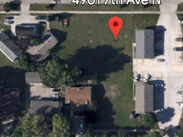 4901 7th Ave N, Grand Forks, ND 58203