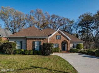 221 Sugarloaf Cir, Macon, GA 31204