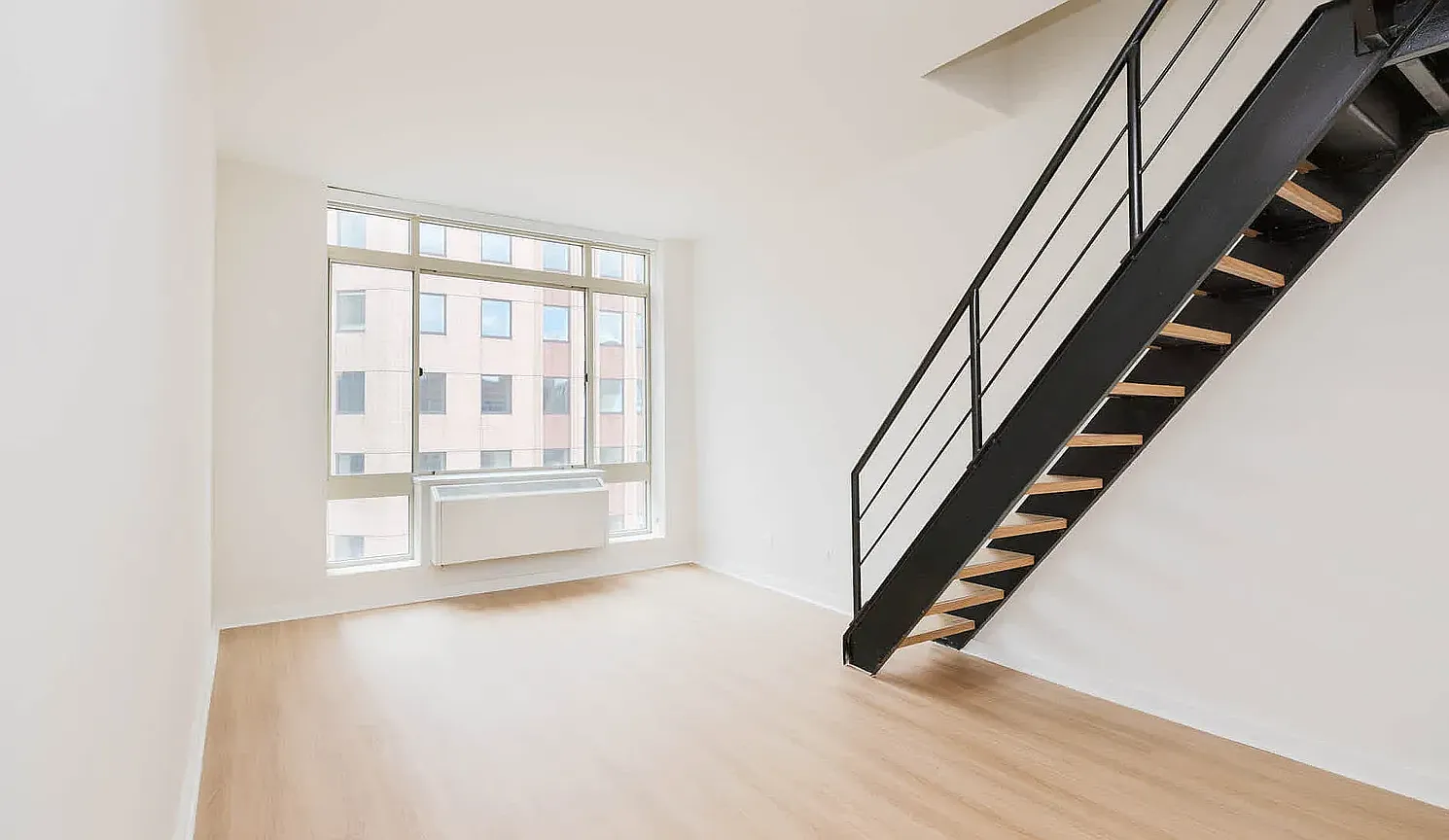 305 West 50th Street — Photo 2