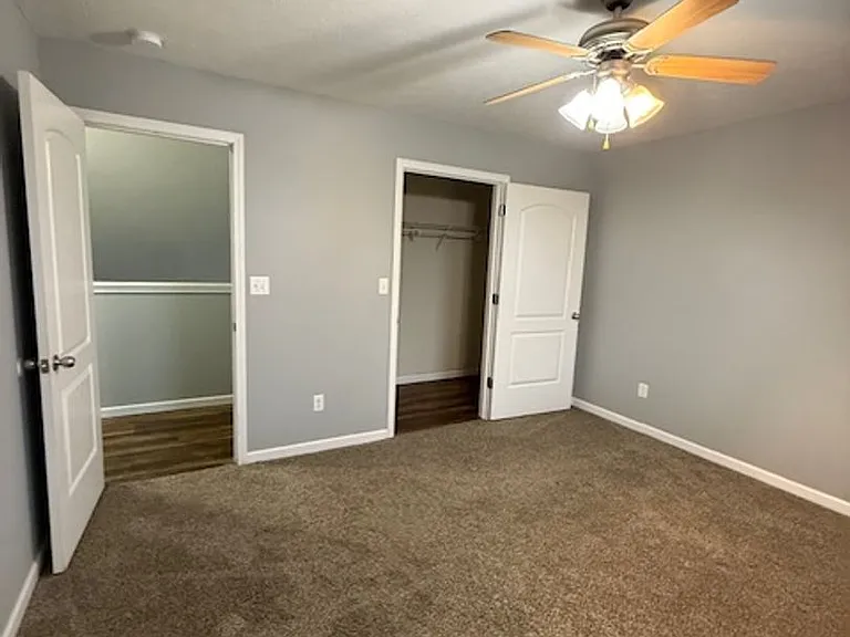 404 Dalhlia Dr — Photo 8