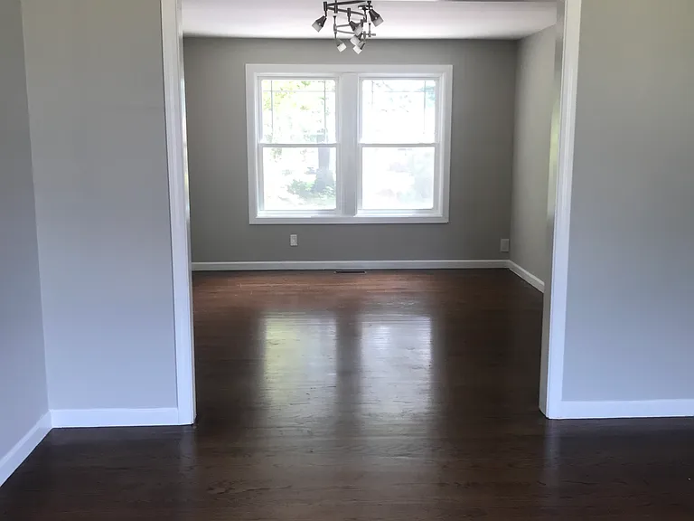 Living room/dining room