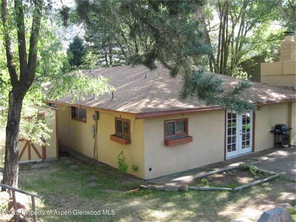 718 Cowdin Dr, Glenwood Springs, CO 81601