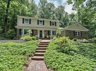 16 Brownstone Dr, Hershey, PA 17033
