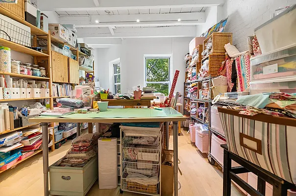 Rented by REAL New York | media 20