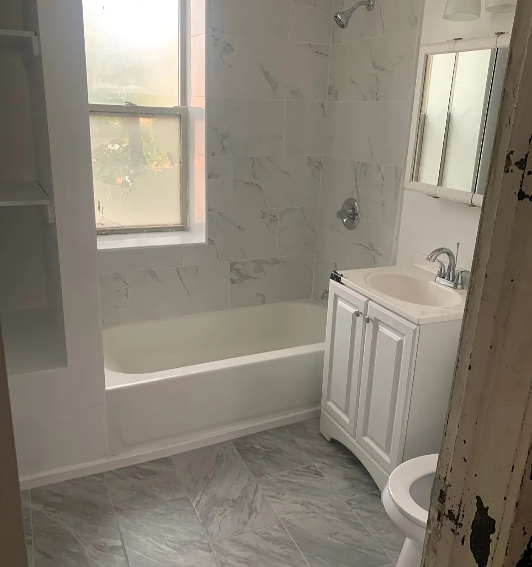 4 bed, $1,950 — Photo 2