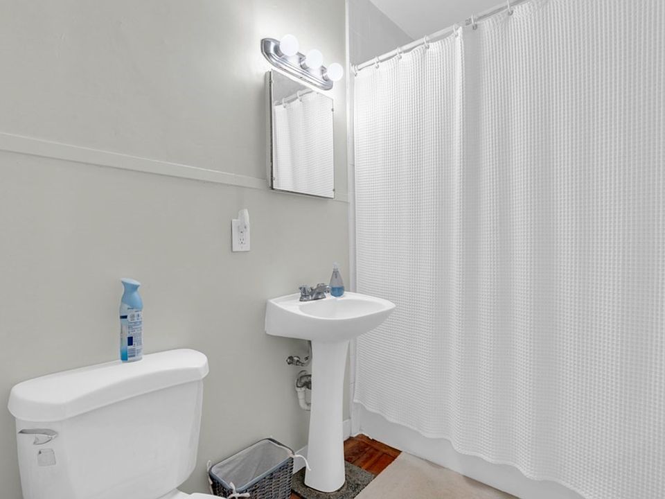 1st image of 6 Hollis Park #5