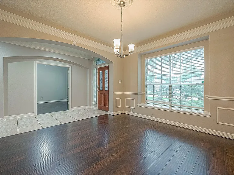 5910 Misty Island Ct — Photo 8