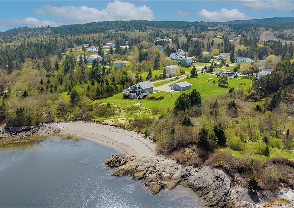 1st image of 396 Point Rd
