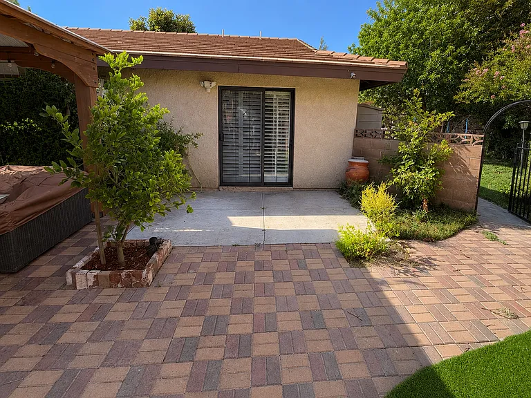 458 Fantasy St — Photo 22
