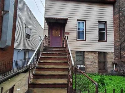 1721 Summit Ave, Union City, NJ, 07087