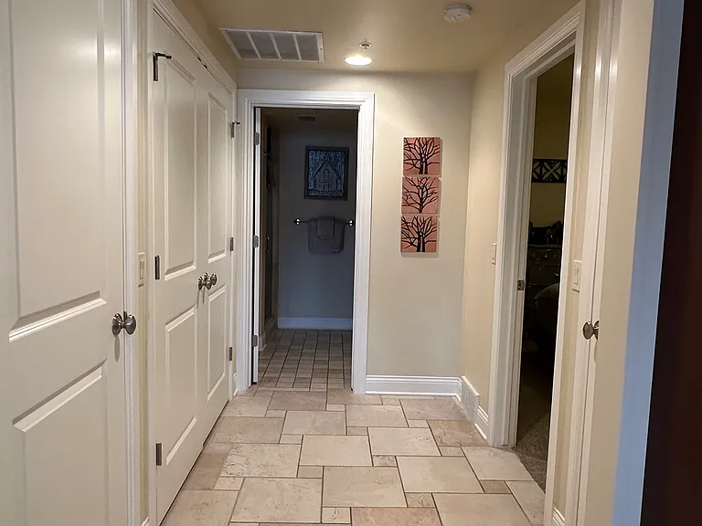 333 Cottage Ln — Photo 11
