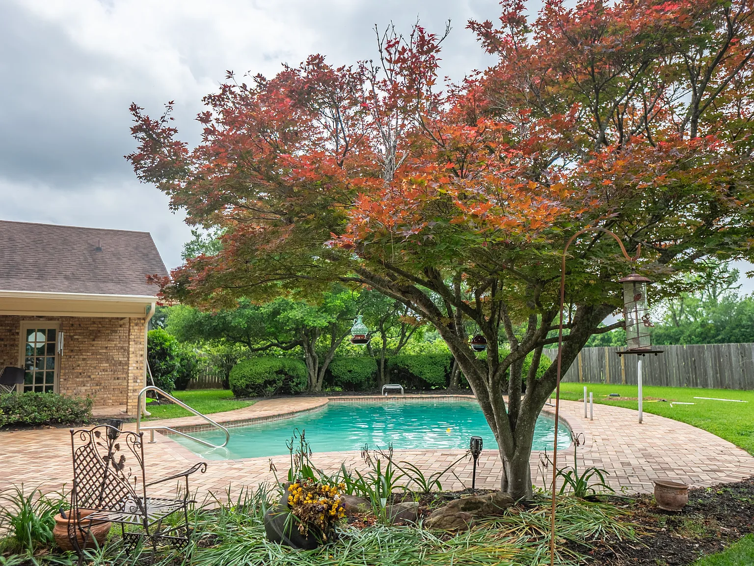 2407 Benton Rd — Photo 1