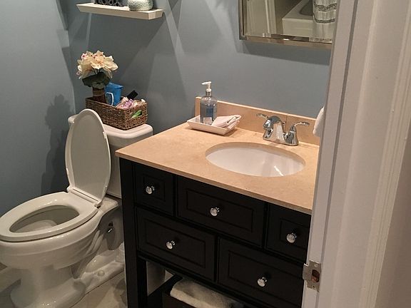 Updated bath with tub
