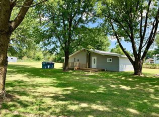 402 Flint Rock Rd, Strafford, MO 65757