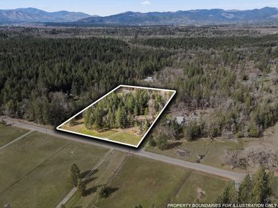 522 Jackadel Ln, Cave Junction, OR, 97523