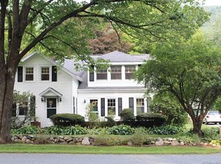 352 W River Rd, Riverton, CT 06065