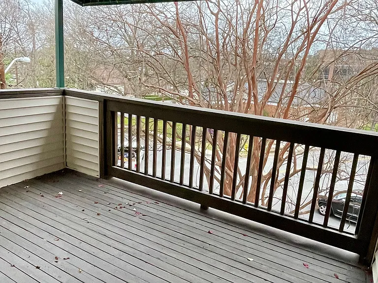 2000 Greenway Ave #3B — Photo 16