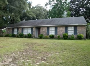 5527 Richmond Rd, Mobile, AL 36608