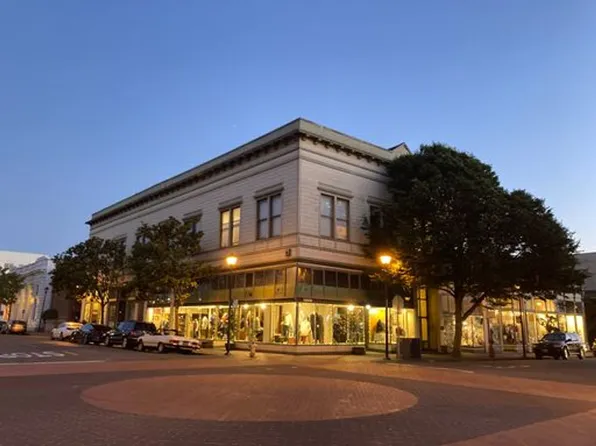 212 E PRM: Andrew (14), 212 E St #14e6fe6c7, Eureka, CA 95501