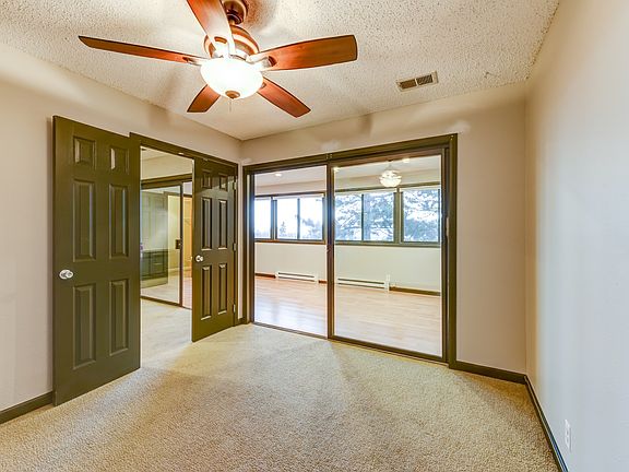 1536 Bradley Bedroom