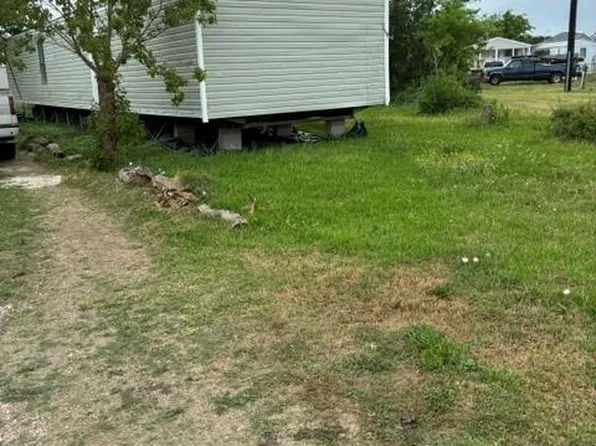 115 Gulls Cut, Baytown, TX 77523