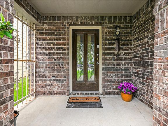 2nd image of 2727 Skyview Crest Ct