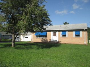 219 Garvin Rd, Hamden, CT 06518